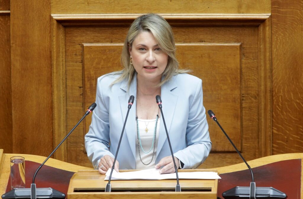 Χριστίνα Αλεξοπούλου: Συγχαρητήρια στο Δημοτικό Σχολείο Καμινίων