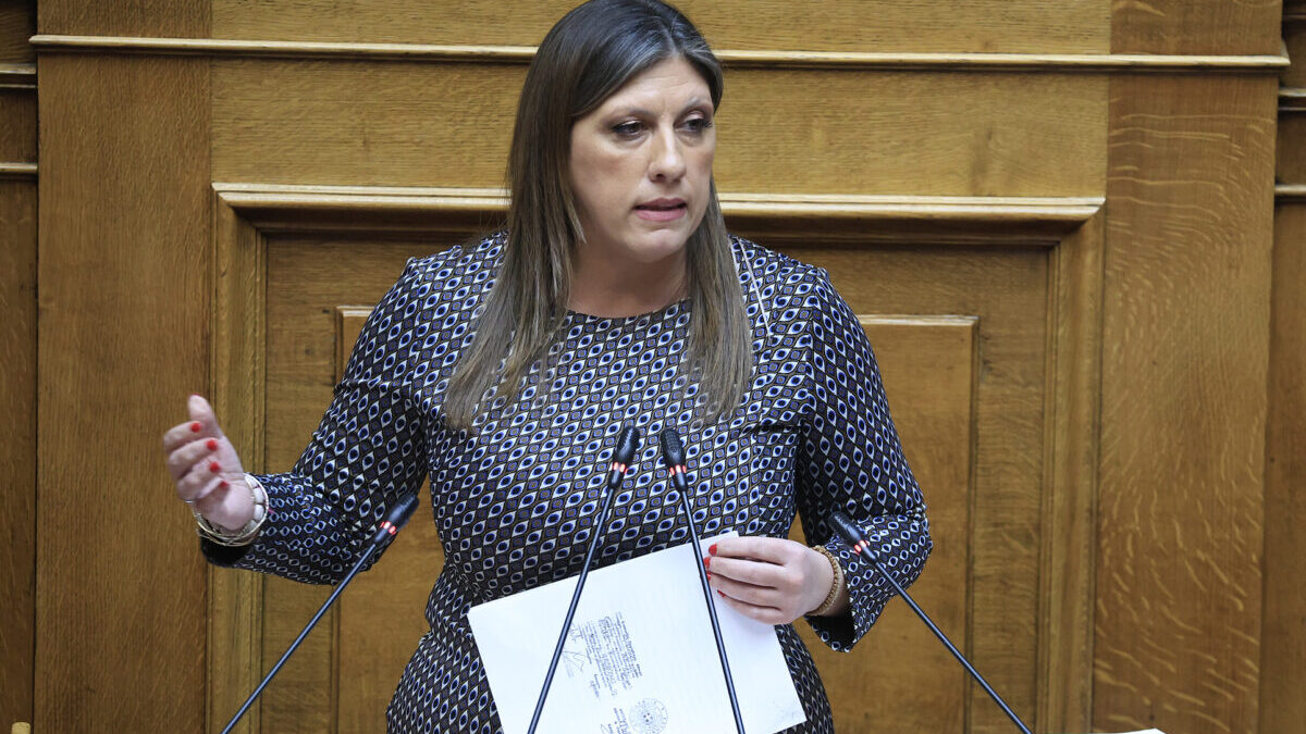 Η Ζωή Κωνσταντοπούλου στο πλευρό των Δικαστικών Υπαλλήλων και των Υπαλλήλων των Διοικητικών Δικαστηρίων