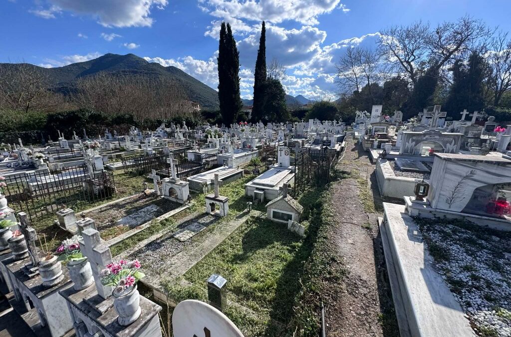 Καλάβρυτα: Καταγράφουν δορυφορικά τους τάφους για να ξέρουν νεκρούς, μνήματα, κενοτάφια