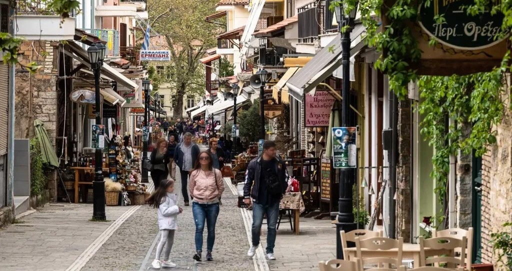 Επικείμενη επίσκεψη μαθητών/μαθητριών του Γυμνασίου Χορτιάτη στα Καλάβρυτα και στην Κλειτορία στο πλαίσιο προγράμματος Τοπικής Ιστορίας