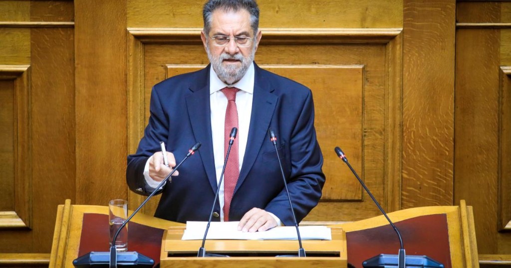 Ανδρέας Παναγιωτόπουλος: «Στη Βουλή η νομιμότητα των συμβάσεων που καλούνται να υπογράψουν εργαζόμενοι στο ΕΑΠ»