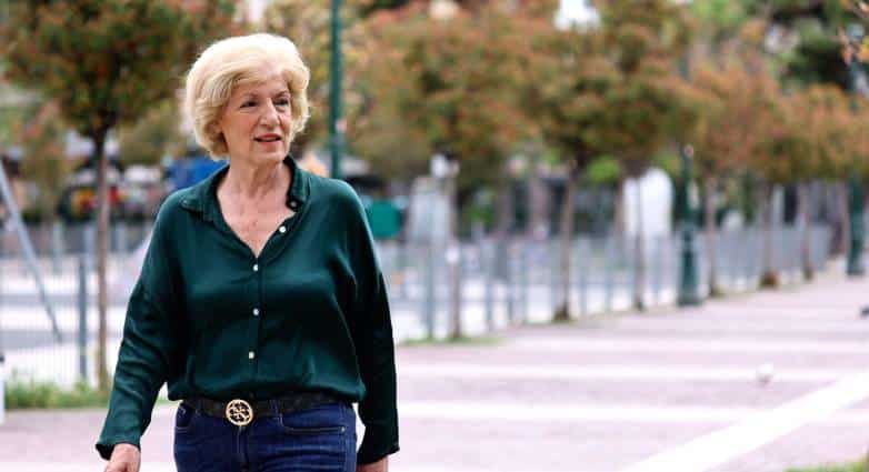 Σία Αναγνωστοπούλου: “Τα όνειρά σας δεν χωρούν σε κανένα βαθμολογικό σύστημα – Καλή δύναμη”