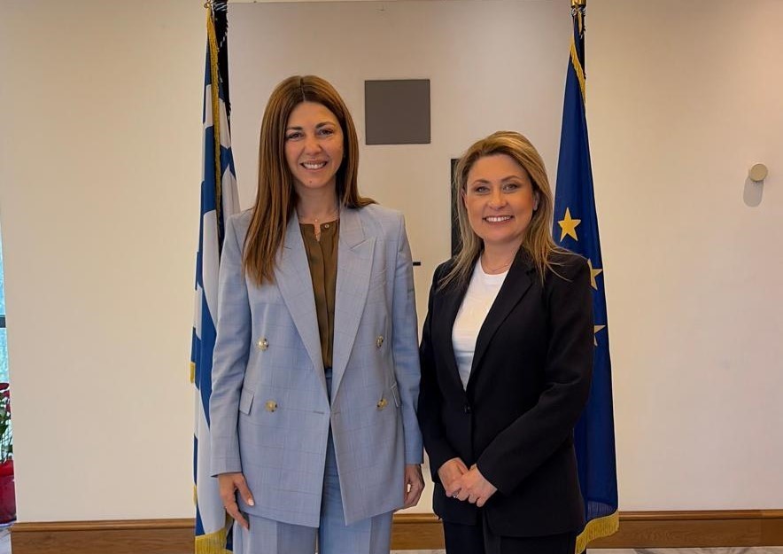 Χριστίνα Αλεξοπούλου: Συνάντηση με τη Σοφία Ζαχαράκη