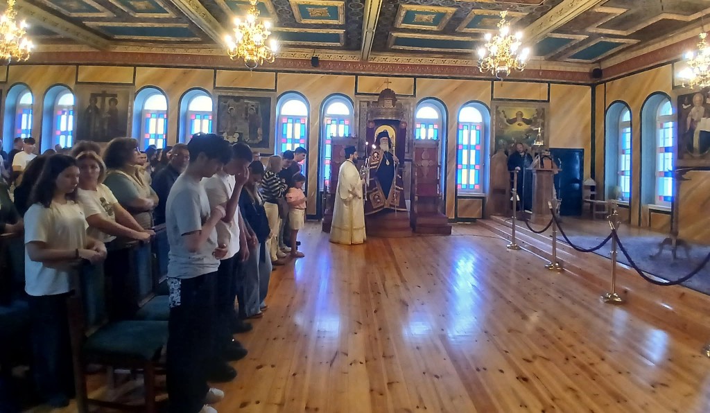 “Ιερά Παράκληση στο Ιερό Προσκύνημα Παναγίας Τρυπητής Αιγίου υπέρ ενισχύσεως των μαθητών ενόψει των εξετάσεων”