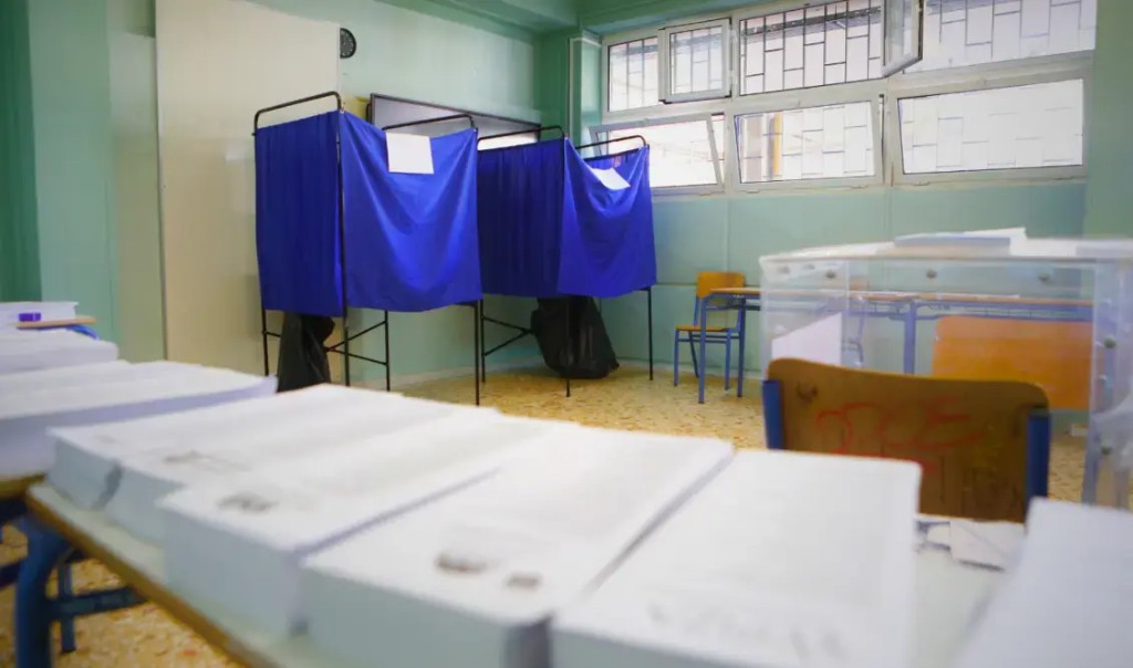 Σε δημόσια διαβούλευση ο νέος Κώδικας Τοπικής Αυτοδιοίκησης: Τέλος ο δεύτερος γύρος σε δημοτικές και περιφερειακές εκλογές