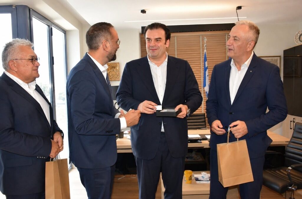 Πάτρα: Πιερρακάκης με Φαρμάκη για τις ανάγκες της περιοχής, με σχέδιο