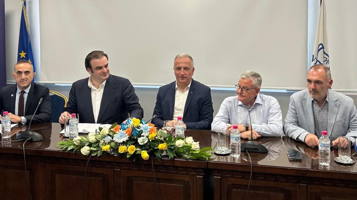 Στο Επιμελητήριο Αχαΐας ο υπουργός Εθνικής Οικονομίας και Οικονομικών και πρόεδρος του Eurogroup  Κυριάκος Πιερρακάκης