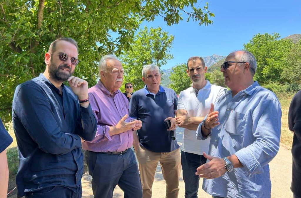 Σε πλήρη εξέλιξη οι παρεμβάσεις για την οδική ασφάλεια και την αντιπλημμυρική θωράκιση στην περιοχή των Καλαβρύτων