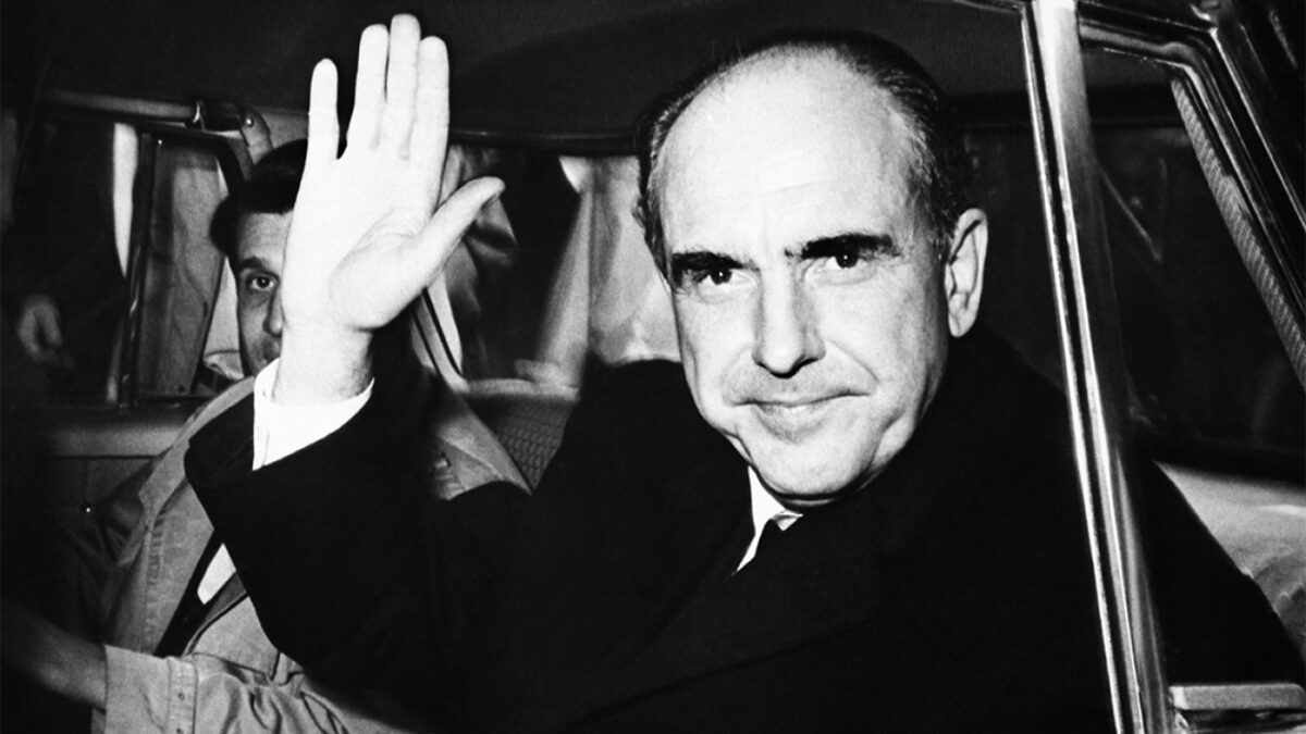 Πού… χάθηκε το ΠΑΣΟΚ 30 χρόνια μετά τον Ανδρέα: Ο Παπανδρέου ακόμα γοητεύει όχι όμως και οι «απόγονοι» του