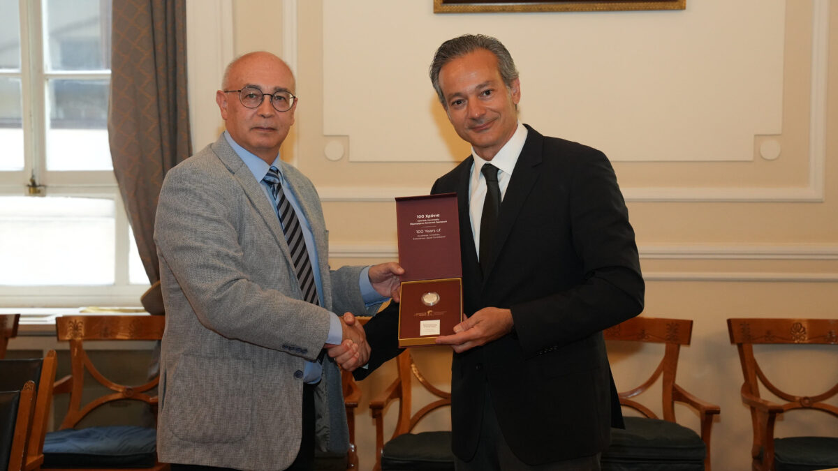 «ΕΣΕΕ και ΟΠΑ ενώνουν δυνάμεις για τη σύνδεση της ακαδημαϊκής κοινότητας με την πραγματική οικονομία»