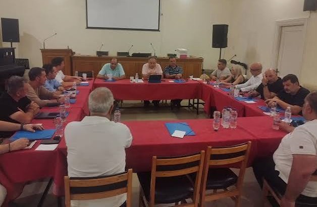 Πάτρα: Σκληρή κριτική στον Εμπορικό Σύλλογο για «άσχετους» με το εμπόριο.