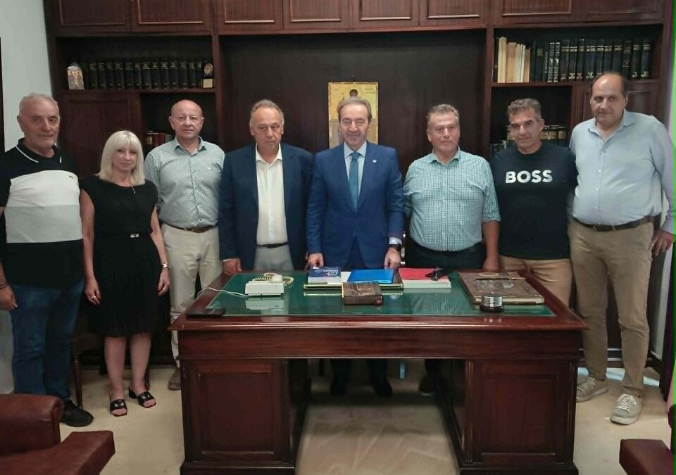 Στον Εμπορικό Σύλλογο Πατρών ο Υφυπουργός Δικαιοσύνης: Στο τραπέζι τα ζητήματα της αγοράς
