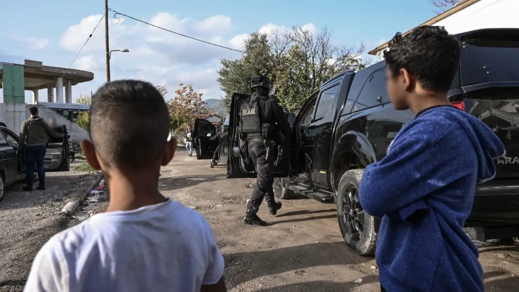 Aστυνομική επιχείρηση σε καταυλισμούς στην Αχαΐα