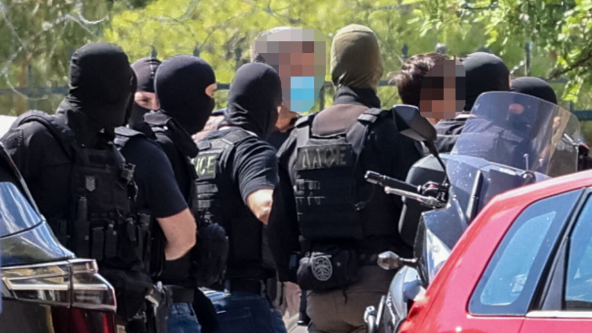 Προφυλακίστηκαν οι δύο 42χρονοι που κατηγορούνται για την εμπρηστική επίθεση στην Marfin το 2010