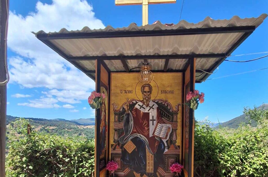 Κάτω Βλασία: Βανδάλισαν Προσκυνητάριο στην είσοδο του χωριού, στην κάτω βλασία